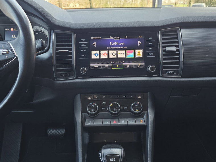 Vehicle Image 15