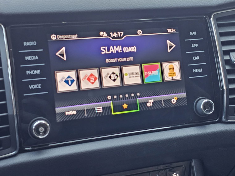 Vehicle Image 19