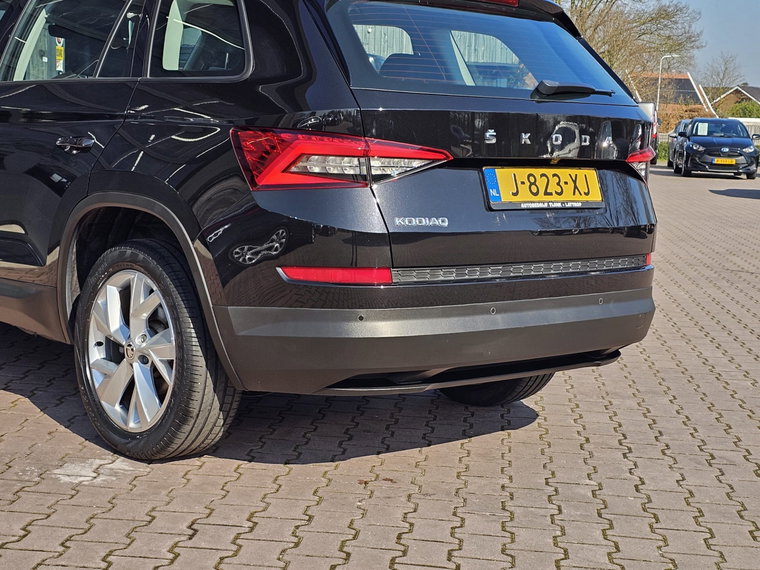 Vehicle Image 48