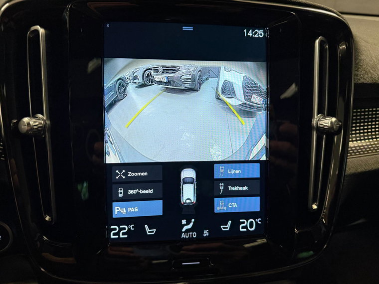 Vehicle Image 40
