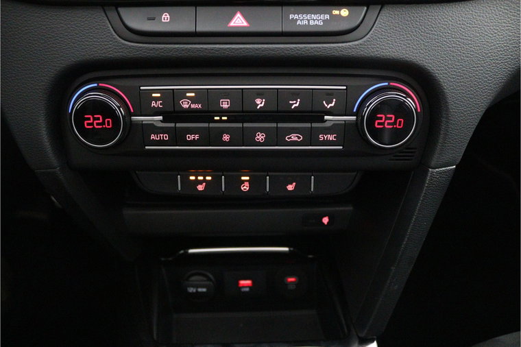 Vehicle Image 26