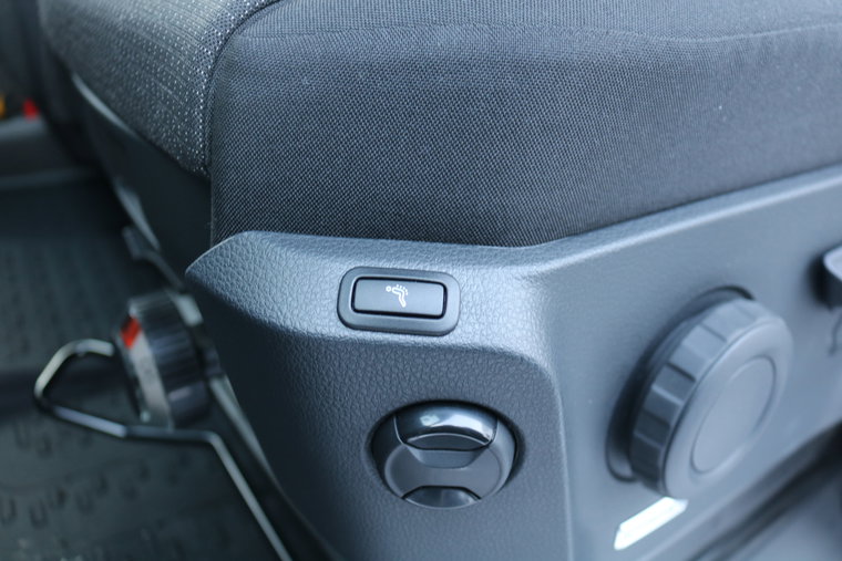 Vehicle Image 26