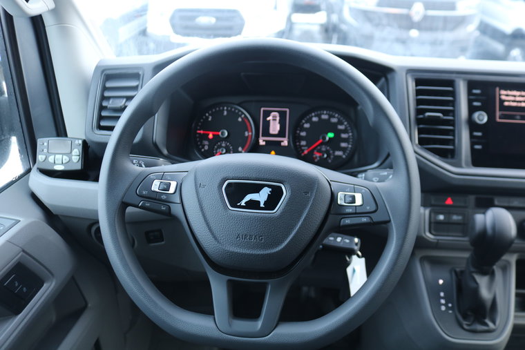 Vehicle Image 30