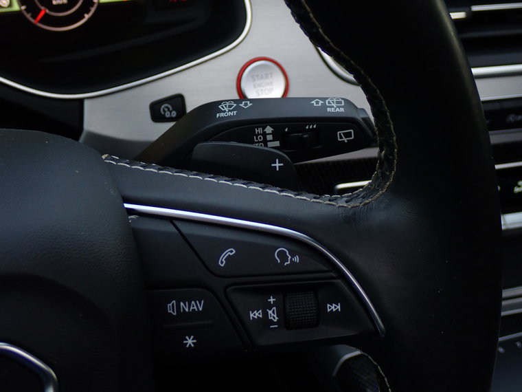 Vehicle Image 38