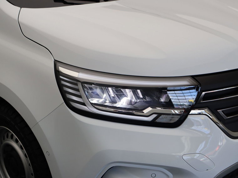 Vehicle Image 45