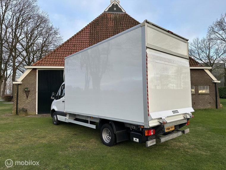 Vehicle Image 34
