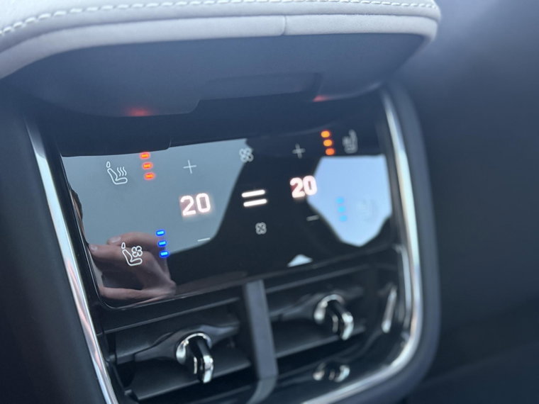 Vehicle Image 39