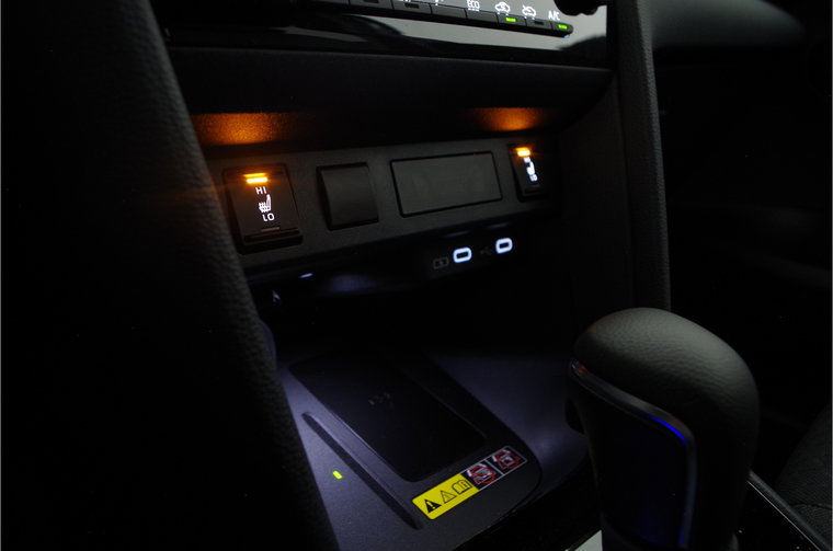 Vehicle Image 10