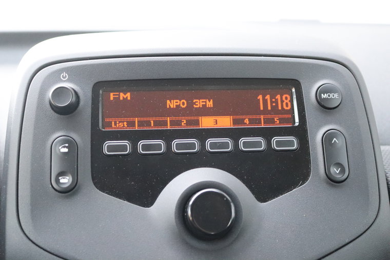 Vehicle Image 20