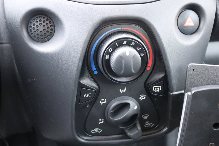 Vehicle Image 22