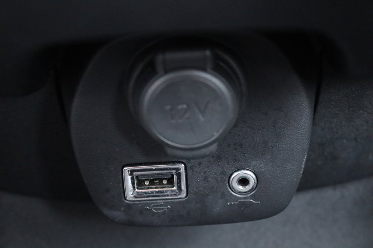 Vehicle Image 24