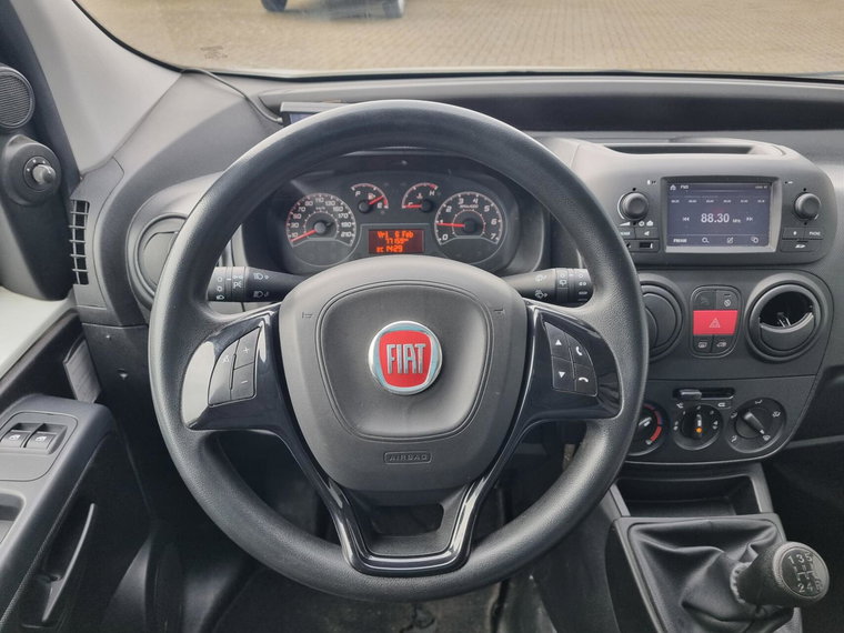 Vehicle Image 26