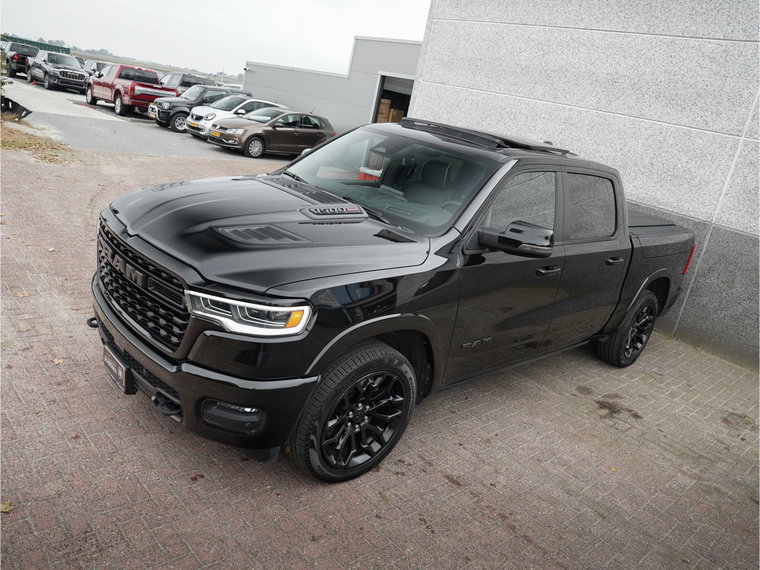 Vehicle Image 36
