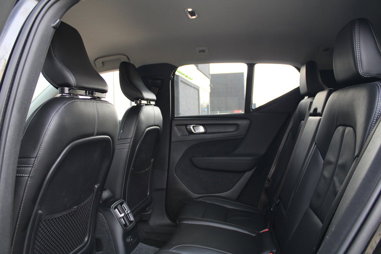 Vehicle Image 36