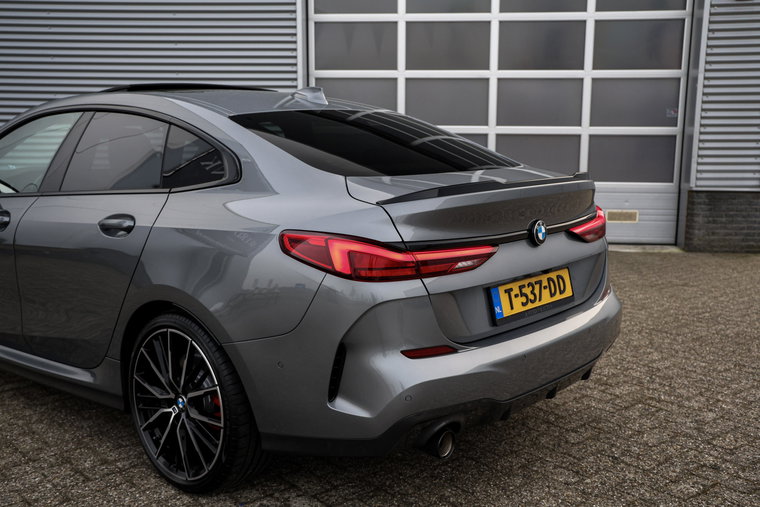 Vehicle Image 21