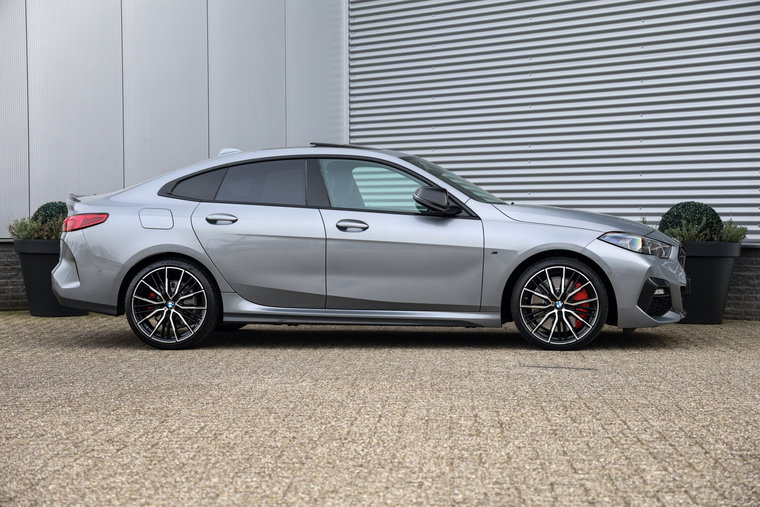 Vehicle Image 40