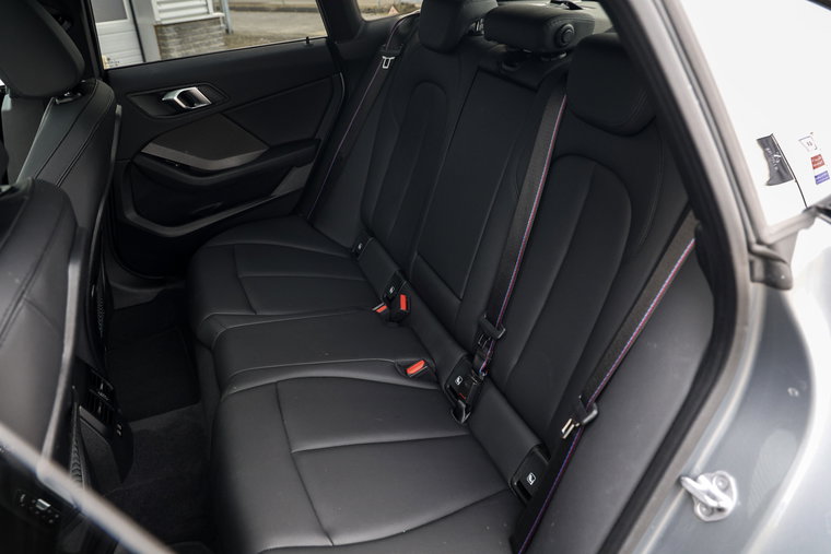 Vehicle Image 48
