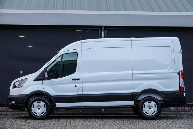 Vehicle Image 35