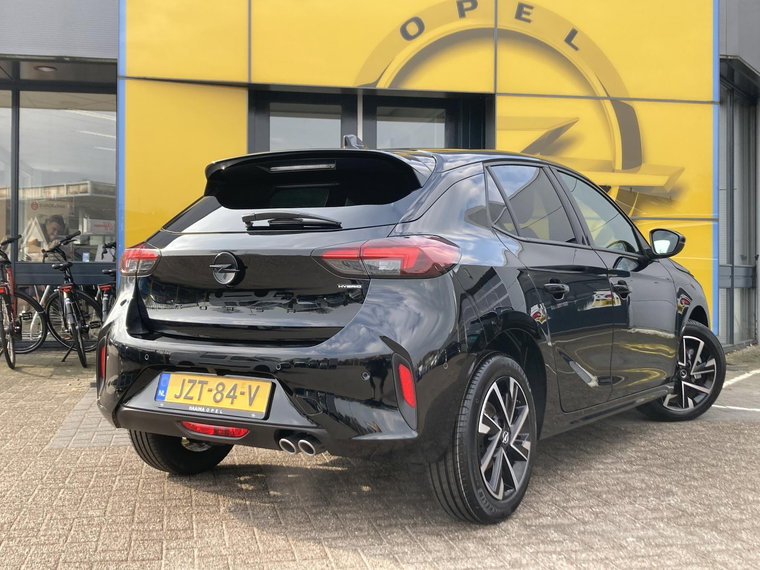 Vehicle Image 25