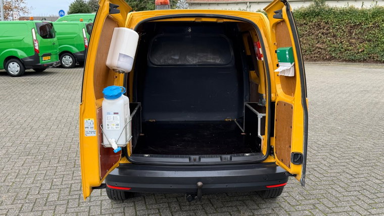 Vehicle Image 11