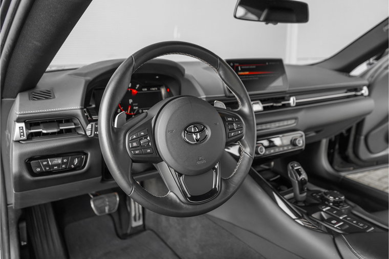 Vehicle Image 21