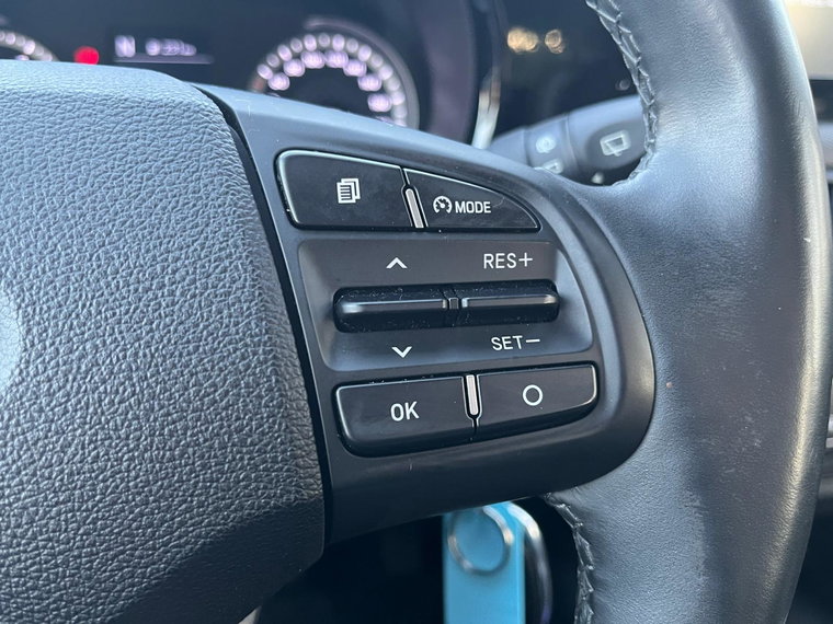 Vehicle Image 26