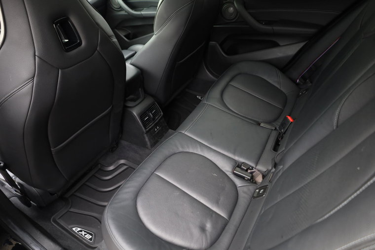 Vehicle Image 40