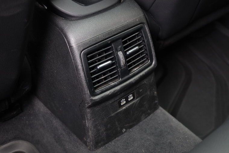 Vehicle Image 41