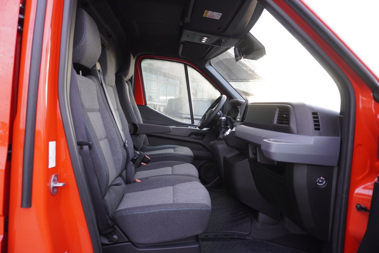 Vehicle Image 21