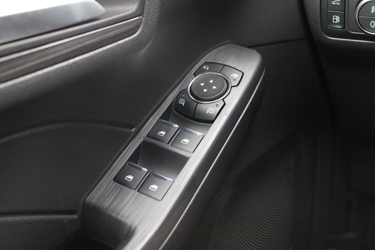 Vehicle Image 23