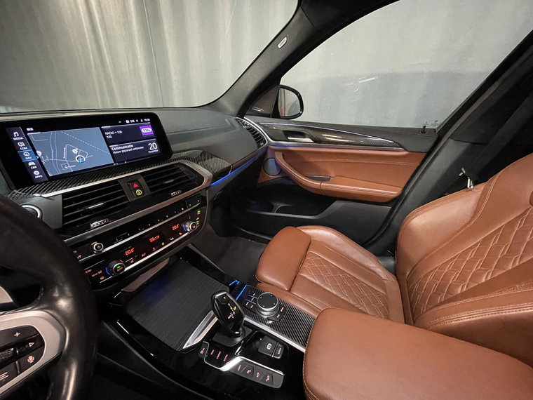 Vehicle Image 39