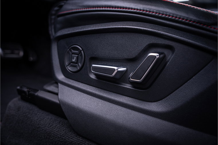 Vehicle Image 30