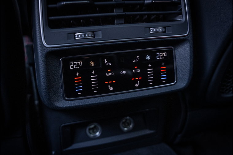 Vehicle Image 45