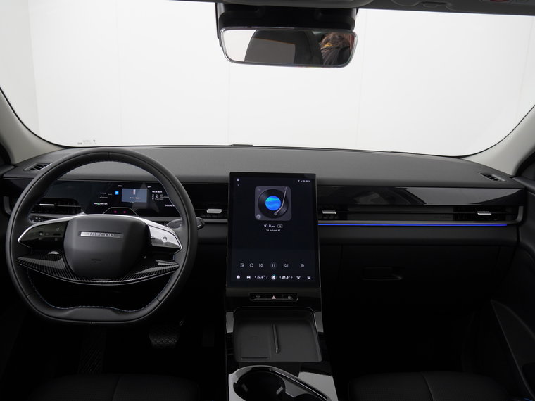 Vehicle Image 35