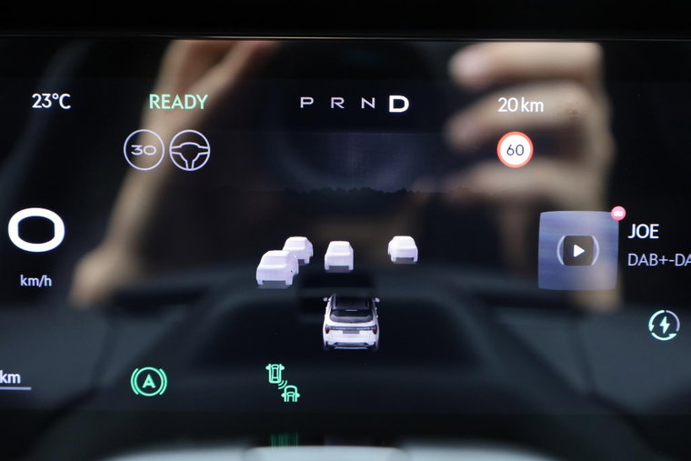 Vehicle Image 21