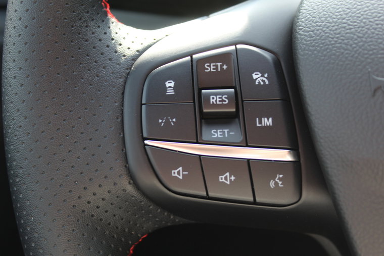Vehicle Image 14
