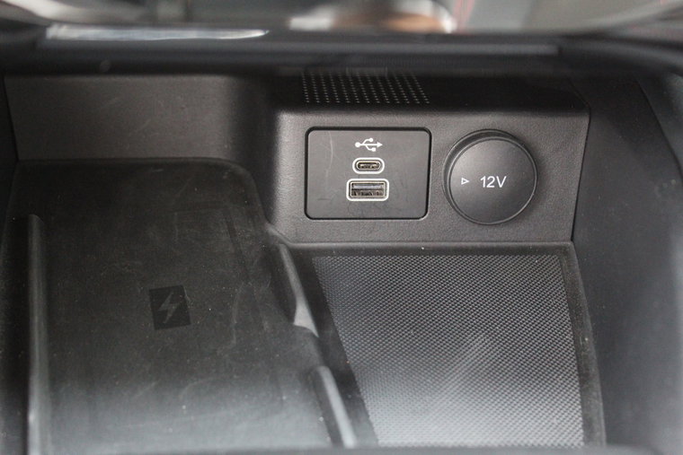 Vehicle Image 30