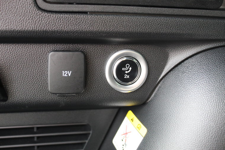 Vehicle Image 51