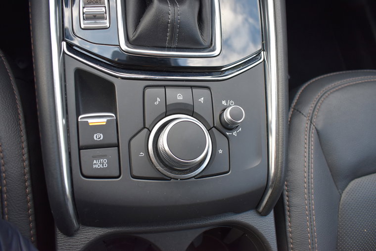 Vehicle Image 22