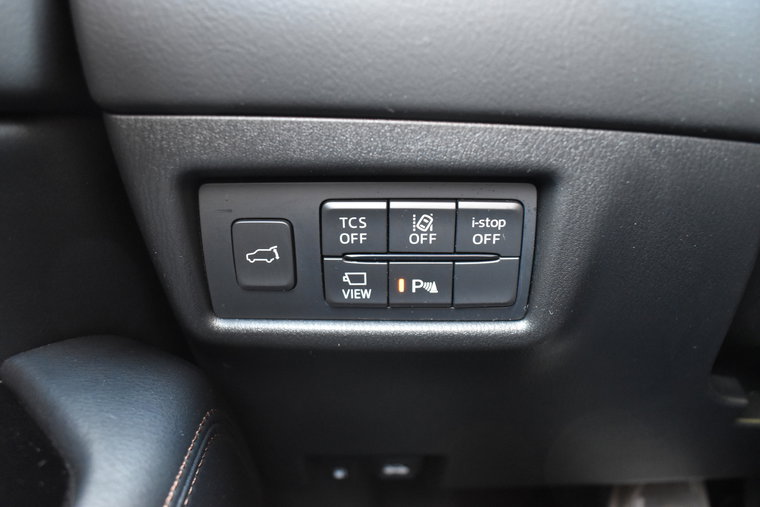Vehicle Image 23
