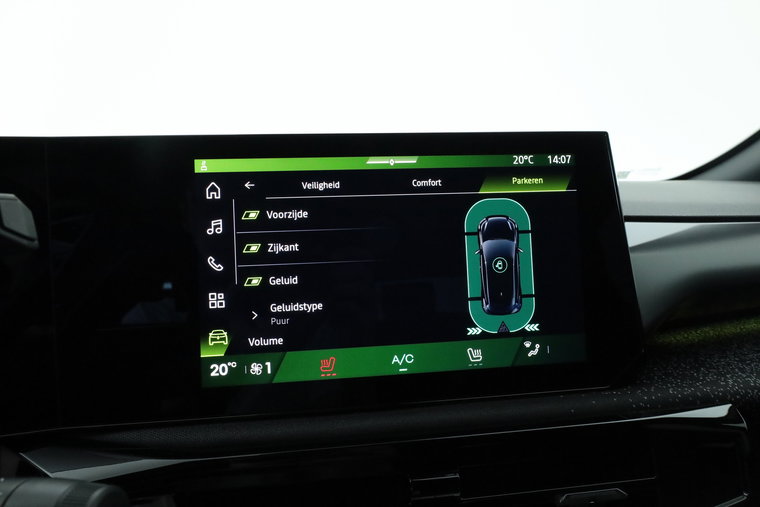 Vehicle Image 28