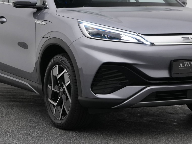 Vehicle Image 17