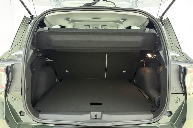 Vehicle Image 10