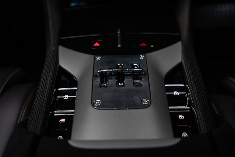 Vehicle Image 36