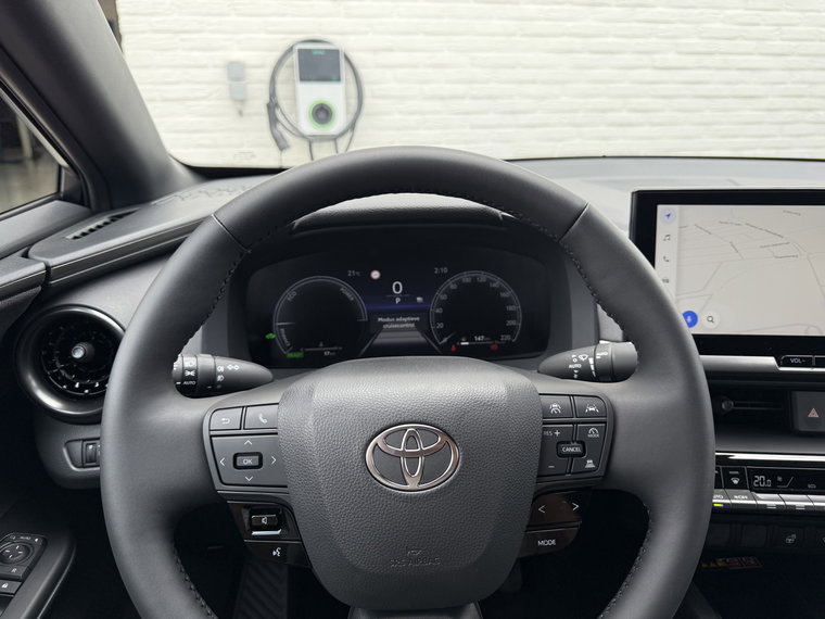 Vehicle Image 15