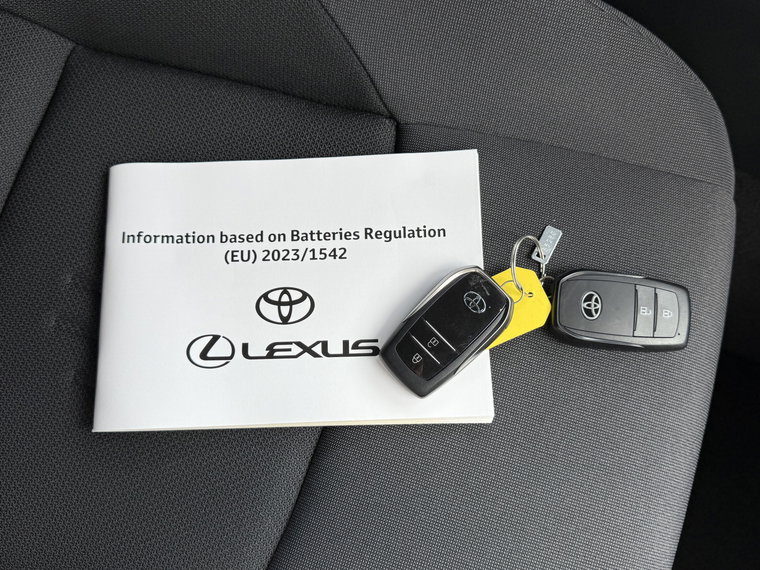 Vehicle Image 30