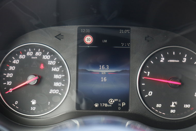 Vehicle Image 19