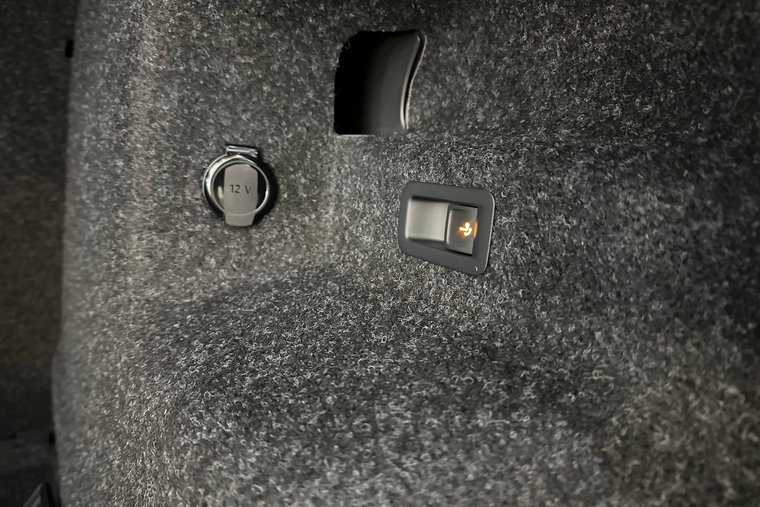Vehicle Image 36