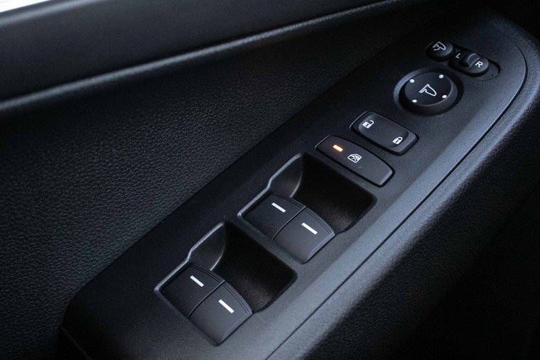 Vehicle Image 42