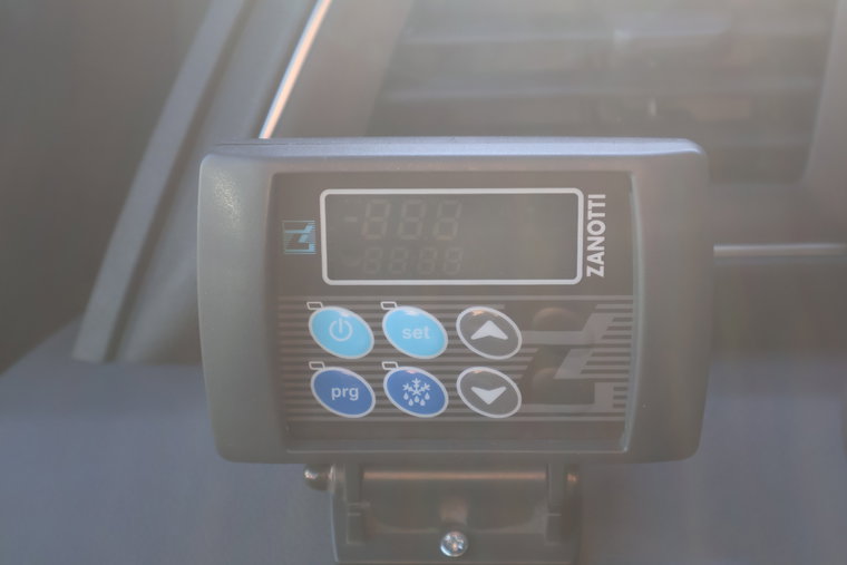 Vehicle Image 35